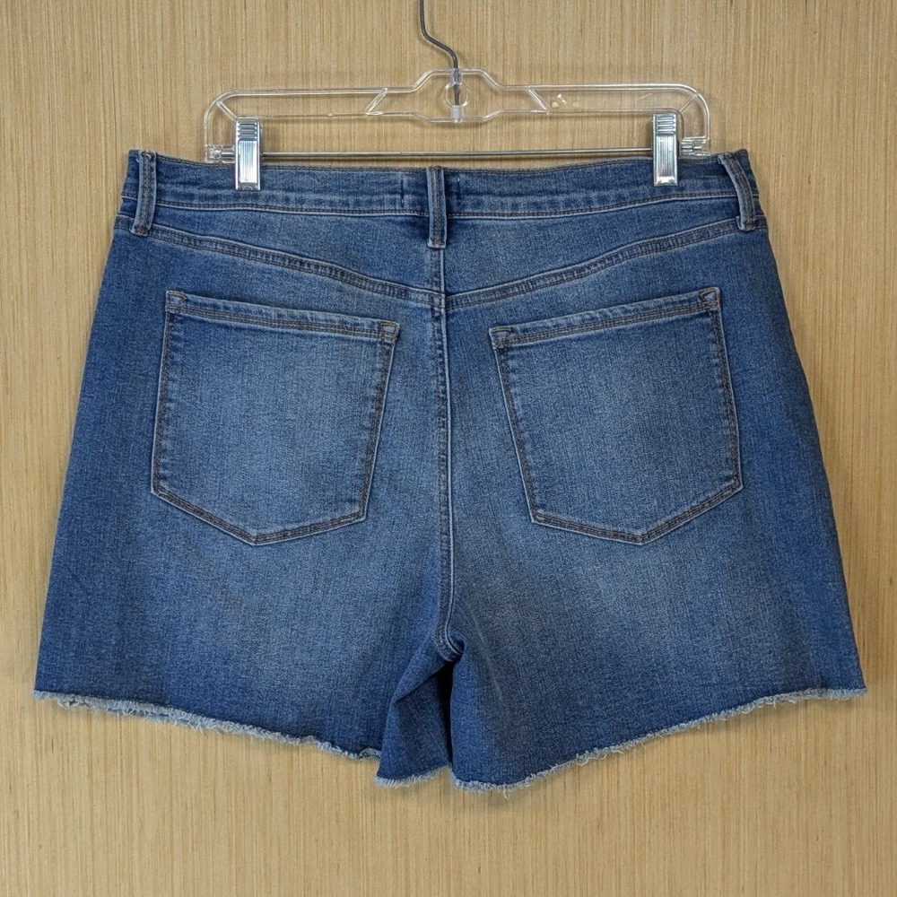 Jessica Simpson Womens Blue Denim Shorts Size 14 High Rise Raw Hem Medium Wash - Picture 3 of 8